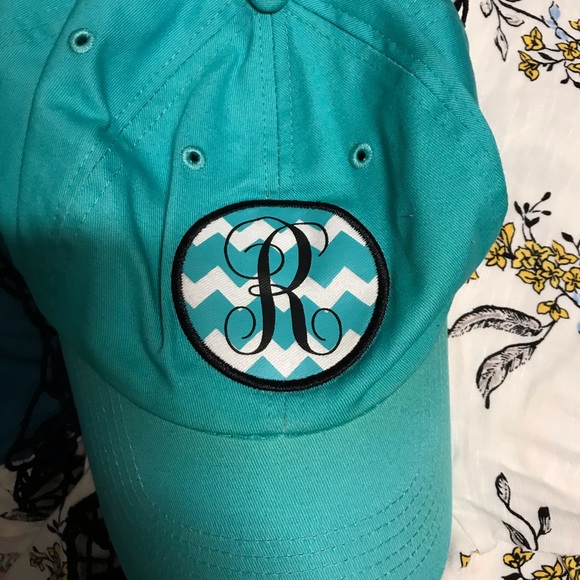 Clothing - Picture 6 of 6